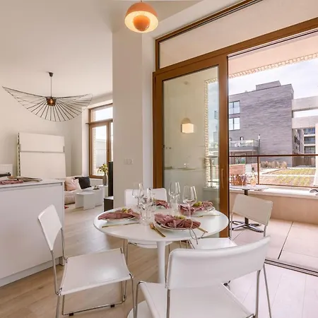 Beautiful And Bright With Terrace Ostende
